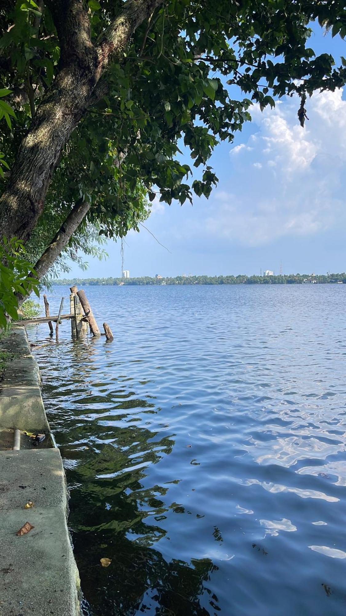 Ashtamudivillas Kollam Exteriör bild